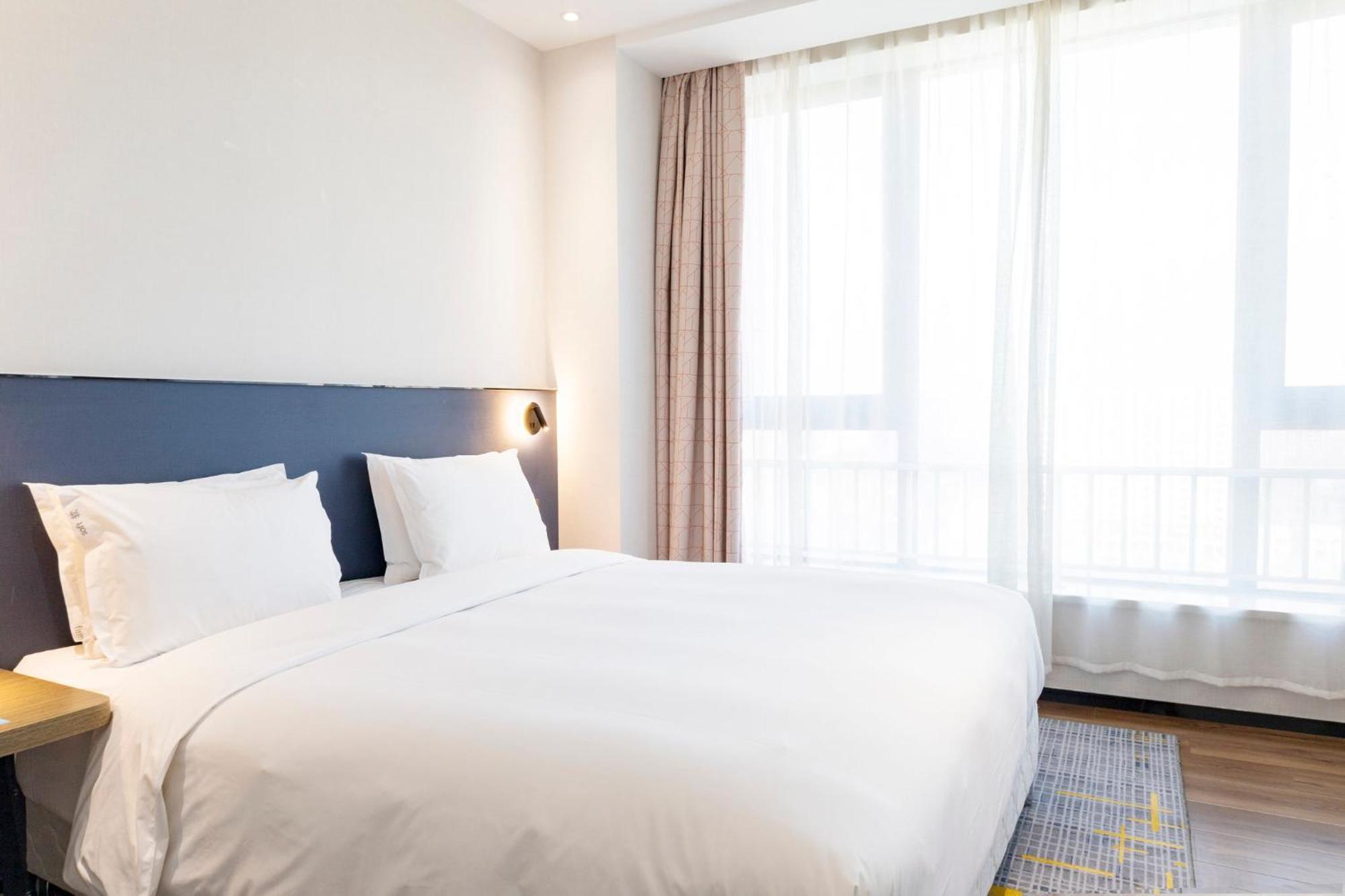 Holiday Inn Express Lanzhou New Area By Ihg Exterior photo